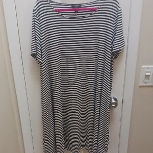 Lord & Taylor Black and White Striped Midi Dress